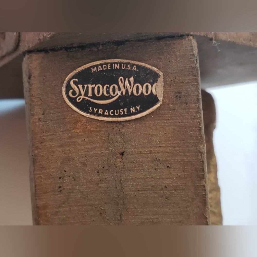Vintage Syroco Wood Corner Display Shelf, Hard To Come By, Wood Composite - Picture 5 of 9